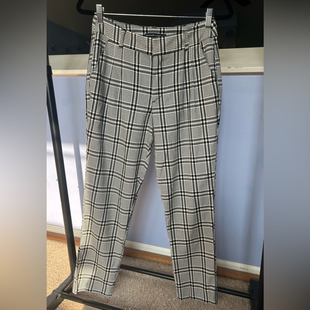 Abercrombie & Fitch Black & White Plaid Pants